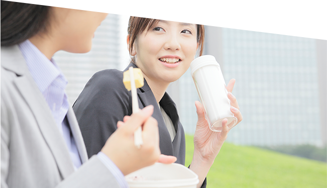 食べる人を考えて、お弁当の料理や量を調節しています。