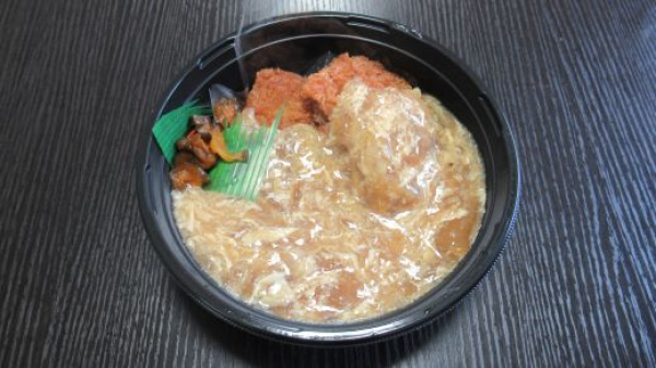 玉子とじカツ丼