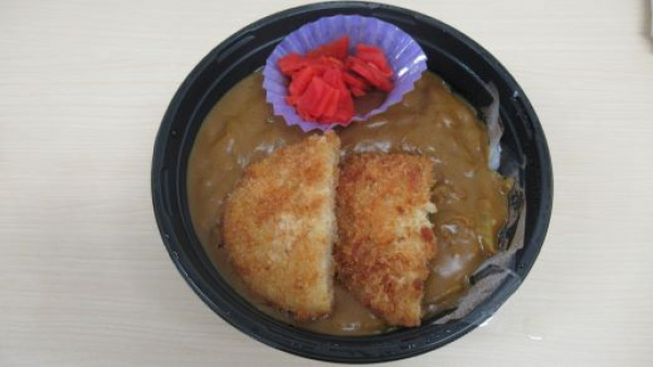 カツカレー丼