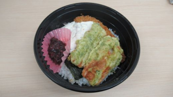 練り梅タルタルのり弁丼