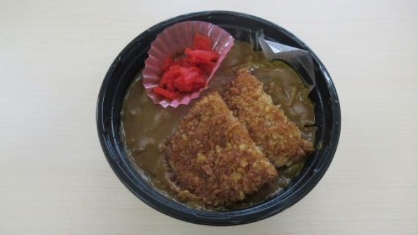 カツカレー丼