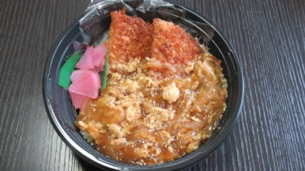 玉子とじカツ丼