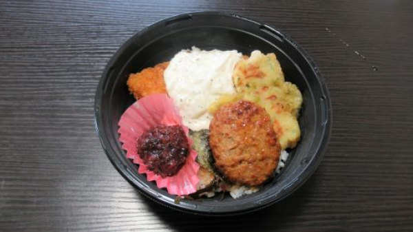 練り梅タルタルのり弁丼